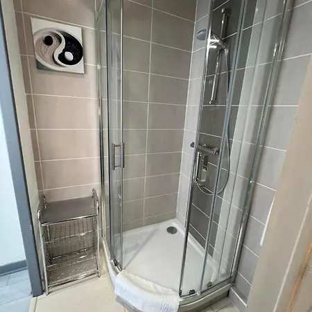 Отель Central Ньор