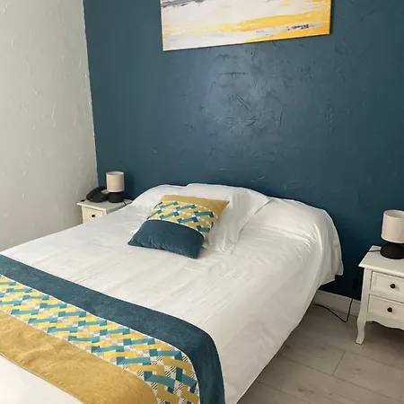 Central Hotel Niort