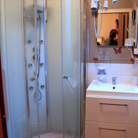 Central Отель Ньор