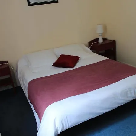 Central Hotel
