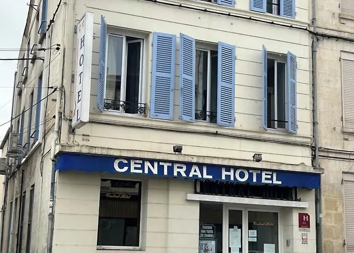 Central 2* Niort