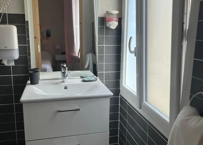 Central 2* ניורט