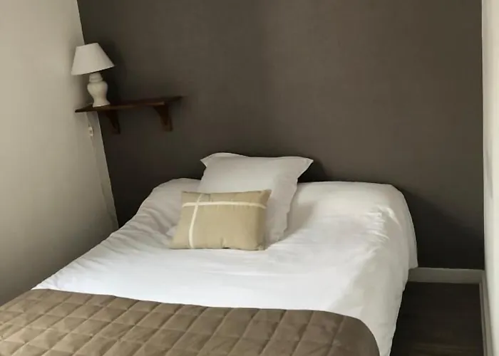 Central Hotel