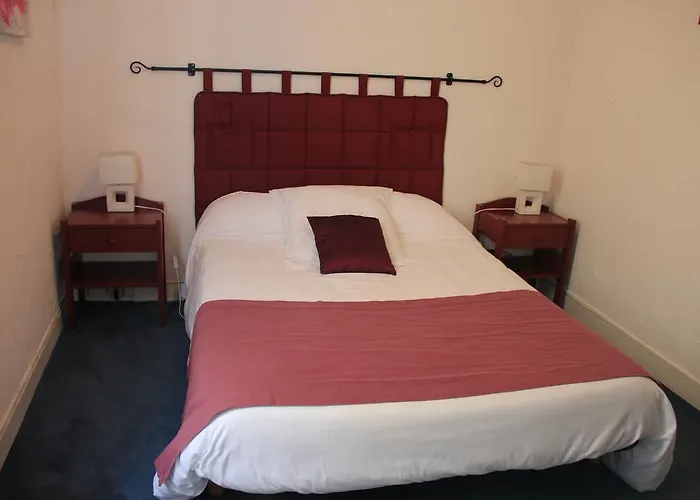 Central מלון ניורט