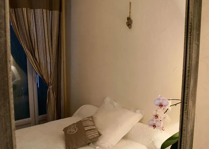 Central Hotel