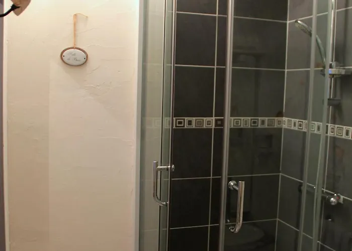 Central 2* ניורט